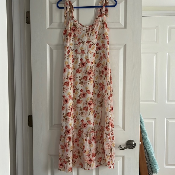 A&F Floral Dress - Picture 2 of 5